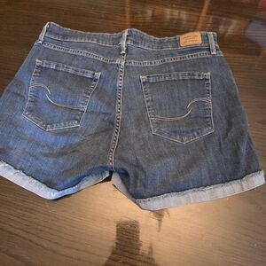 Women's Levis High Rise  Blue Jean Shorts Size 16